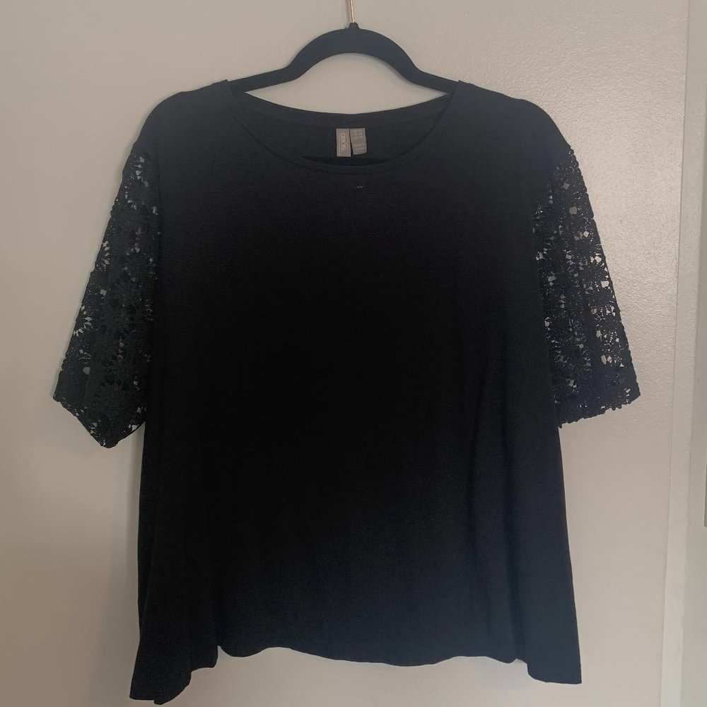 Floral sleeve shirt
